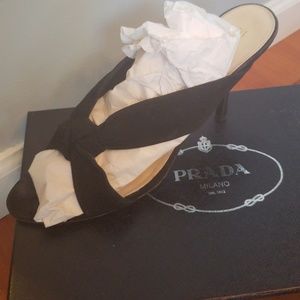 PRADA Calzature Donna  Black suede heels. Size 41.